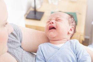 婴幼儿大便酸臭还发烧怎么办